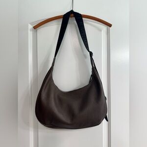 DEADSTOCK x BAGGU Medium Leather Crescent Brown